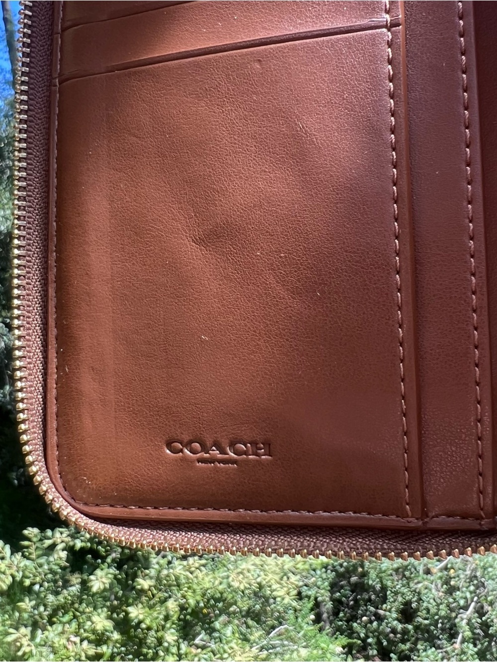 COACH Medium Signature Brown Wallet with Gold Hardware AUTHENTIC - Picture 12 of 13